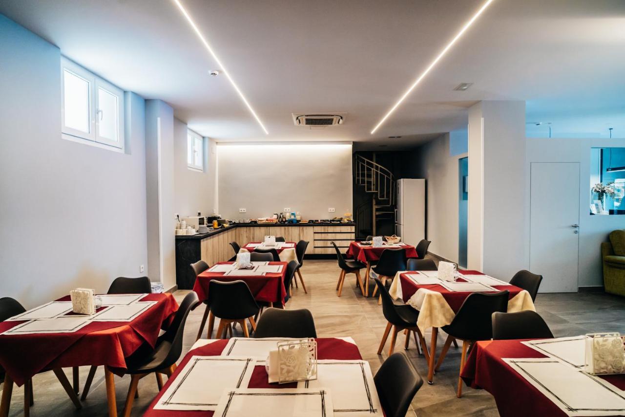 Arevalos Hotel クエンカ エクステリア 写真