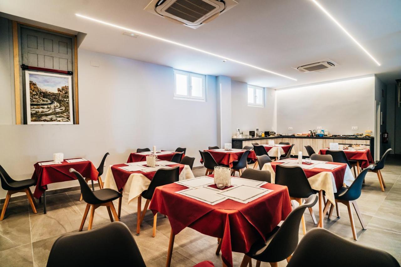 Arevalos Hotel クエンカ エクステリア 写真