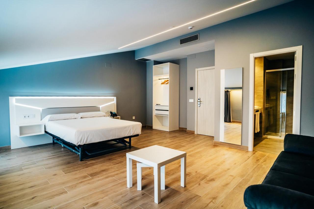 Arevalos Hotel クエンカ エクステリア 写真